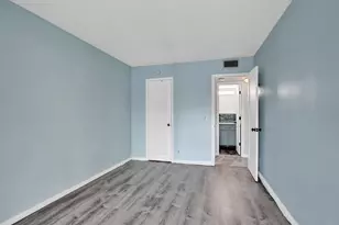 358 Oakridge T, Deerfield Beach, FL 33442 - Photo 16
