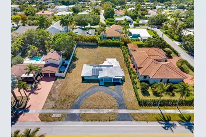 1035 NW 4th Avenue, Boca Raton, FL 33432 - Photo 1