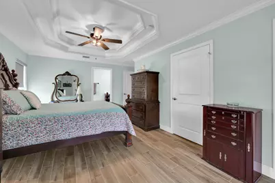 5566 Pinetree Drive, Fort Pierce, FL 34982 - Photo 10