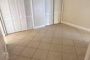 32 NE 22nd Ave, Pompano Beach, FL 33062 - Photo 12