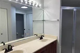 692 SW 158th Terrace, Pembroke Pines, FL 33027 - Photo 8