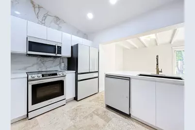 2836 NW 11th Avenue, Wilton Manors, FL 33311 - Photo 14