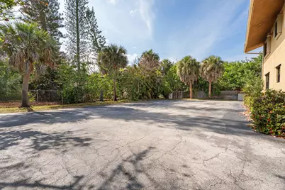 2505 Tamarind Drive, Fort Pierce, FL 34949 - Photo 22
