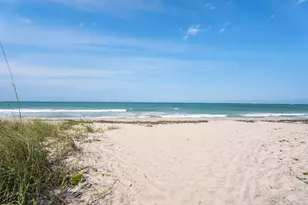 2505 Tamarind Dr, Fort Pierce, FL 34949 - Photo 4