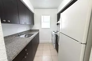 2121 Davie Blvd, Fort Lauderdale, FL 33312 - Photo 6