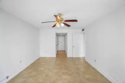 18051 Biscayne Boulevard #1504, Aventura, FL 33160 - Photo 36
