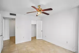 18051 Biscayne Blvd, Aventura, FL 33160 - Photo 32