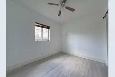 320 NE 60th Street, Oakland Park, FL 33334 - Photo 20