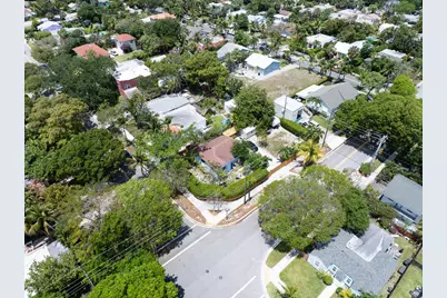 1915 Lake Avenue, West Palm Beach, FL 33401 - Photo 1