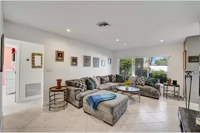 1036 NE 9th Avenue, Fort Lauderdale, FL 33304 - Photo 6