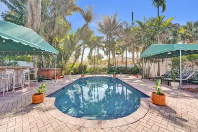 1036 NE 9th Avenue, Fort Lauderdale, FL 33304 - Photo 2