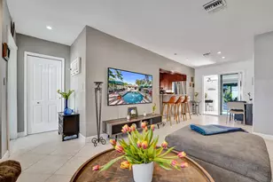1036 NE 9th Ave, Fort Lauderdale, FL 33304 - Photo 8
