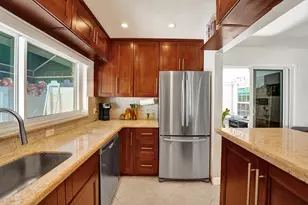 1036 NE 9th Ave, Fort Lauderdale, FL 33304 - Photo 18