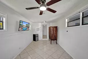 1036 NE 9th Ave, Fort Lauderdale, FL 33304 - Photo 46