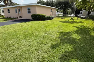 1417 Willow Rd, West Palm Beach, FL 33406 - Photo 2