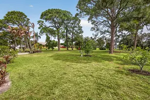 5589 SE Paramount Dr, Stuart, FL 34997 - Photo 40