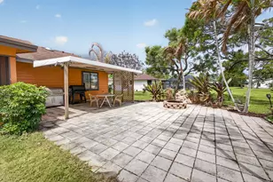5589 SE Paramount Dr, Stuart, FL 34997 - Photo 34