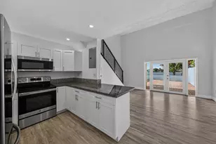1819 W 68th St, Hialeah, FL 33014 - Photo 4