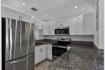 1819 W 68th Street, Hialeah, FL 33014 - Photo 6
