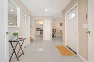 4643 Holly Lake Dr, Lake Worth, FL 33463 - Photo 4