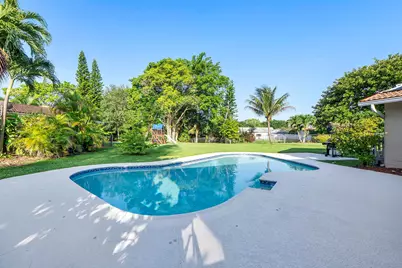4020 NW 113th Avenue, Coral Springs, FL 33065 - Photo 36