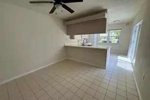 20 Bedford Ct, Royal Palm Beach, FL 33411 - Photo 8