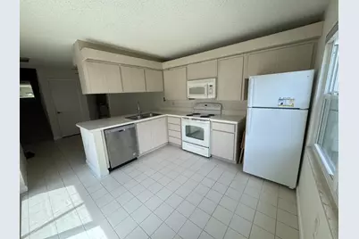 20 Bedford Court #C, Royal Palm Beach, FL 33411 - Photo 6