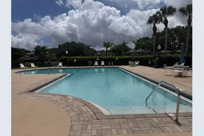 20 Bedford Court #C, Royal Palm Beach, FL 33411 - Photo 18