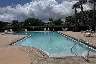 20 Bedford Ct, Royal Palm Beach, FL 33411 - Photo 18