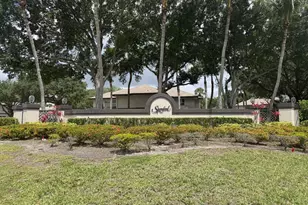 20 Bedford Ct, Royal Palm Beach, FL 33411 - Photo 20