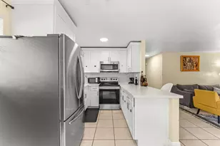 2640 NW 14th Ct, Fort Lauderdale, FL 33311 - Photo 10
