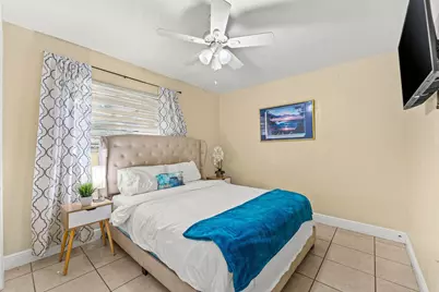 2640 NW 14th Court, Fort Lauderdale, FL 33311 - Photo 18