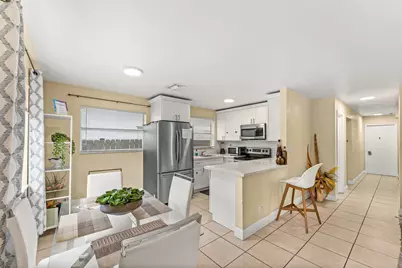 2640 NW 14th Court, Fort Lauderdale, FL 33311 - Photo 8