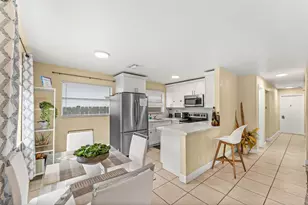 2640 NW 14th Ct, Fort Lauderdale, FL 33311 - Photo 8