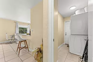 2640 NW 14th Ct, Fort Lauderdale, FL 33311 - Photo 14
