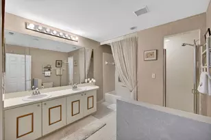 6503 SE Williamsburg Dr, Hobe Sound, FL 33455 - Photo 32