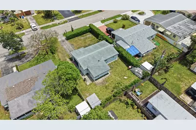 330 NE 59th Court, Oakland Park, FL 33334 - Photo 36