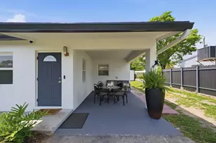 330 NE 59th Ct, Oakland Park, FL 33334 - Photo 6