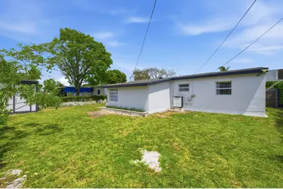 330 NE 59th Court, Oakland Park, FL 33334 - Photo 26