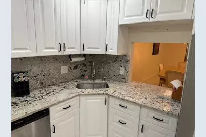 7680 NW 1st Street #102, Margate, FL 33063 - Photo 4