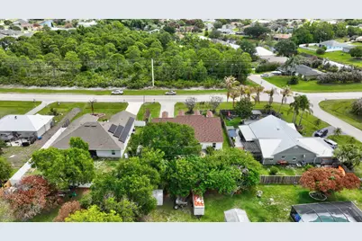 2392 SE Berkshire Boulevard SE, Port Saint Lucie, FL 34952 - Photo 48
