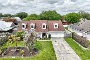 2392 SE Berkshire Blvd SE, Port Saint Lucie, FL 34952 - Photo 2