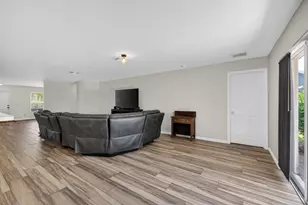 2392 SE Berkshire Blvd SE, Port Saint Lucie, FL 34952 - Photo 22