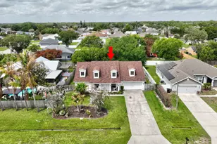 2392 SE Berkshire Blvd SE, Port Saint Lucie, FL 34952 - Photo 4