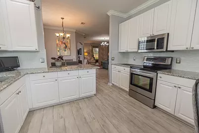 880 NW Sarria Court, Port Saint Lucie, FL 34986 - Photo 8