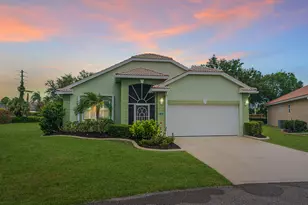 880 NW Sarria Ct, Port Saint Lucie, FL 34986 - Photo 1