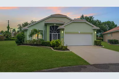 880 NW Sarria Court, Port Saint Lucie, FL 34986 - Photo 1