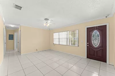 610 SW 10th Court, Deerfield Beach, FL 33441 - Photo 4