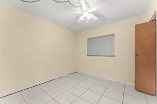610 SW 10th Ct, Deerfield Beach, FL 33441 - Photo 12