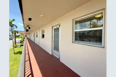 200 Bonnie Boulevard #132, Palm Springs, FL 33461 - Photo 2